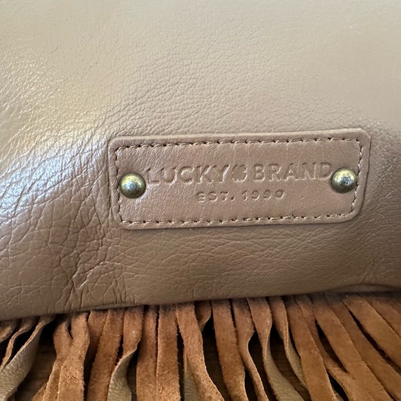 Lucky Brand Cross Body Brown Leather Fringe Boho Purse - Picture 3 of 16